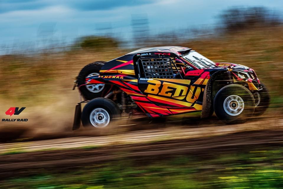 4v rally raid