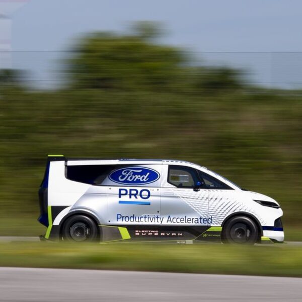 Ford Pro Electric SuperVan