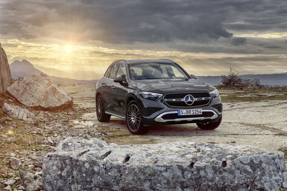 Noul Mercedes-Benz GLC are doar propulsii plug-in hybrid și mild hybrid