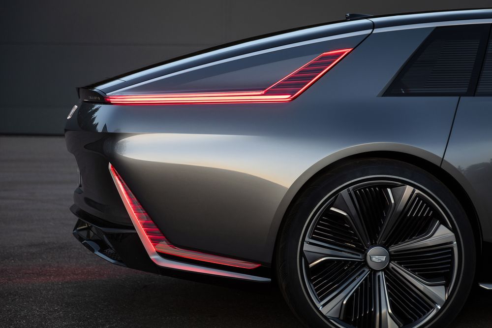 Cadillac CELESTIQ