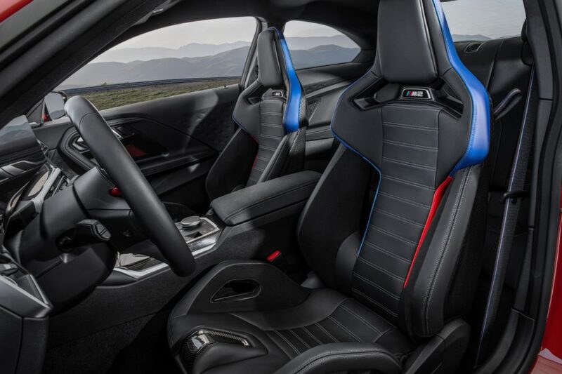 Noul BMW M2