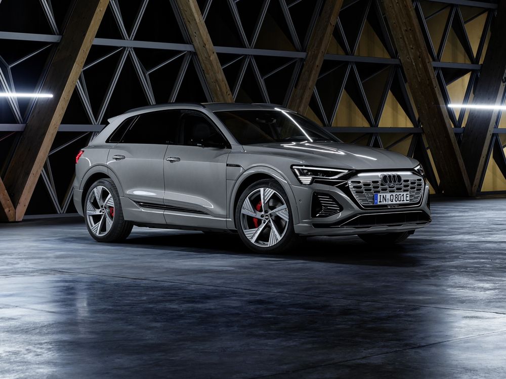 Preț Audi Q8 e-tron