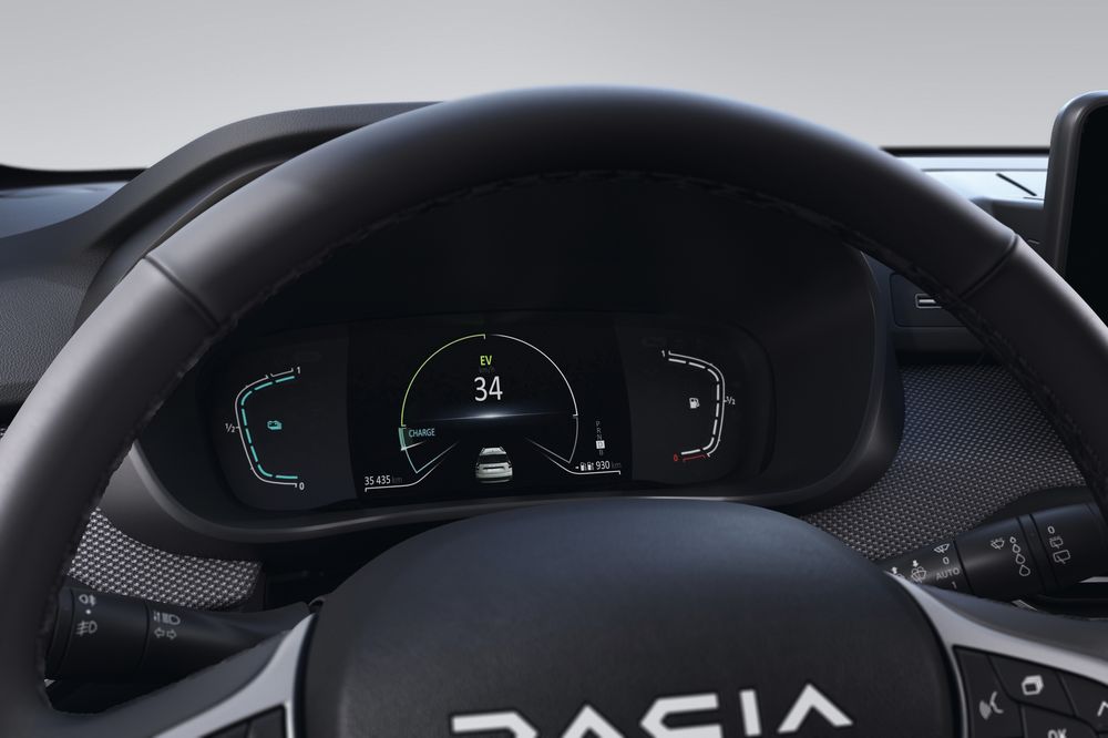 Preț Dacia Jogger HYBRID 140