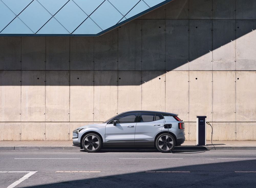 Volvo EX30