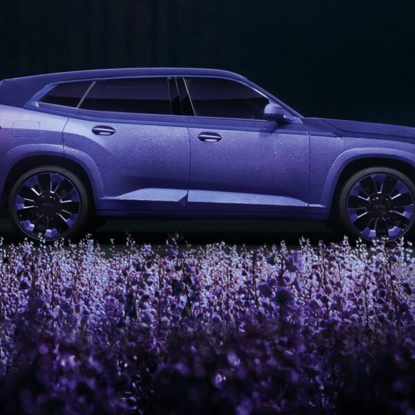 BMW XM Mystique Allure