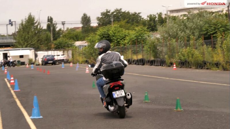 Scuter de 125 cu B