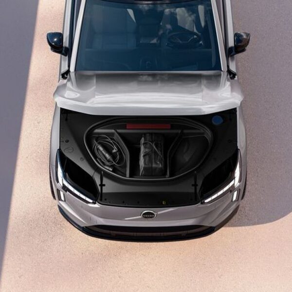 Volvo EX90