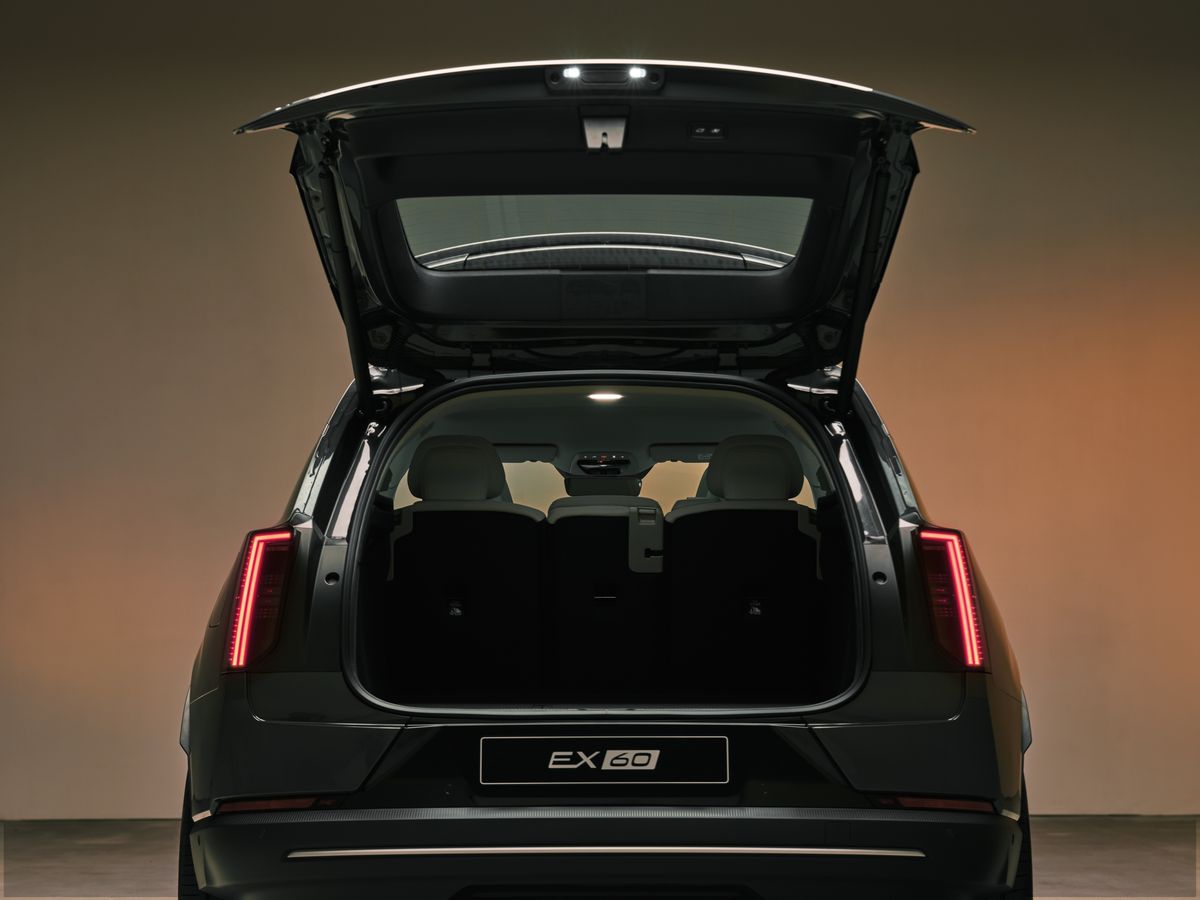 Volvo EX60