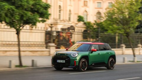 Test MINI John Cooper Works Aceman: Moneda cu trei fețe