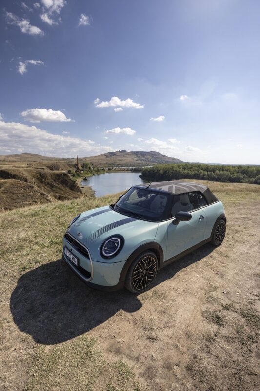 MINI Cooper Cabrio C
